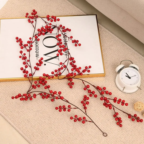 Red Berry Vine Hanging Wreath - Rey.me